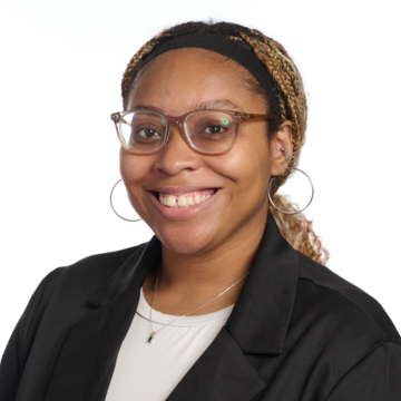 Karina Nelson Headshot