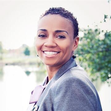 Serene Hollingsworth Headshot