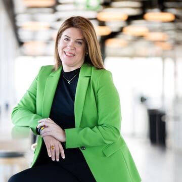 Diana Lagalante headshot